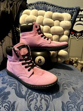 Dr Martens Pink Maelly Canvas size 8/EU 39 NWT